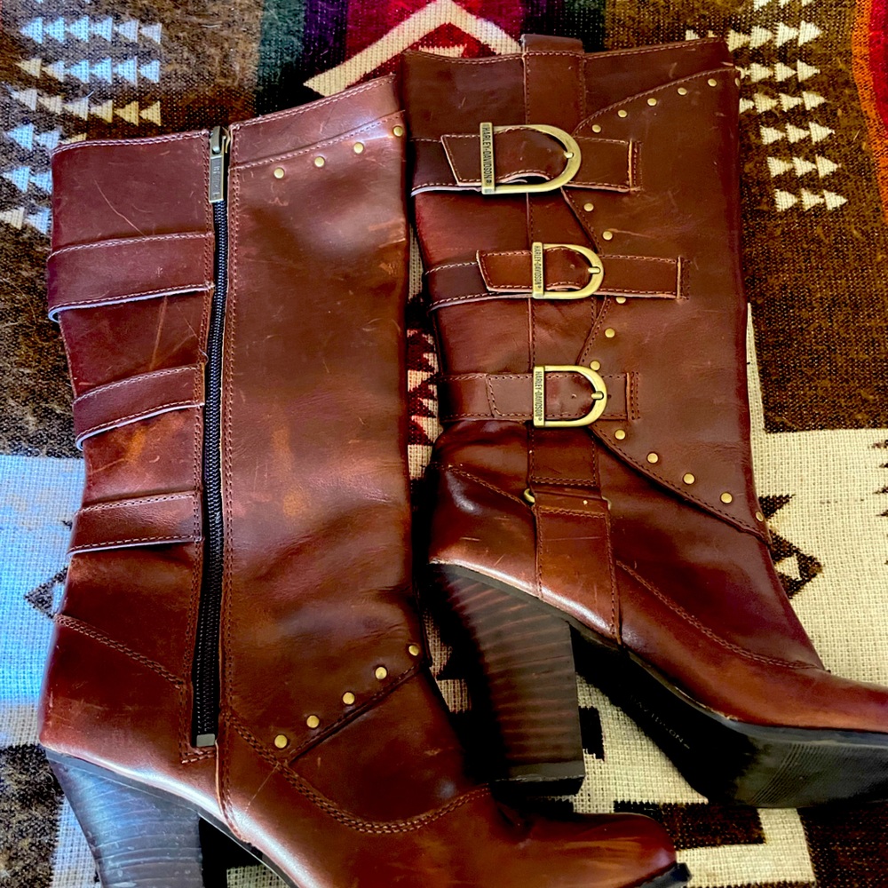 Harley Davidson after the ride dress boots.